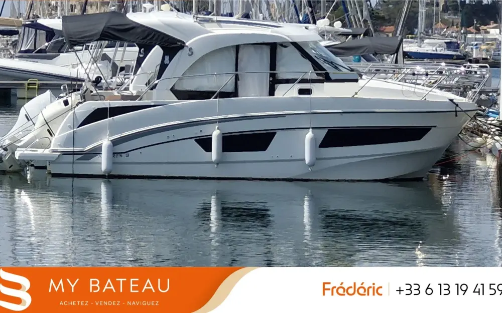 slider 0 Beneteau Antares 9 OB