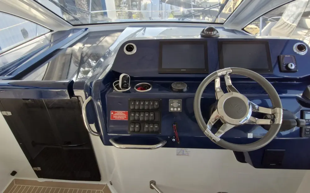 slider 5 Beneteau Gran Turismo 36