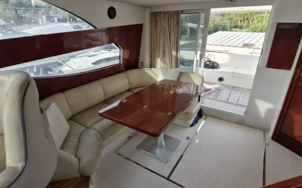 slider 3 Fairline Phantom 46