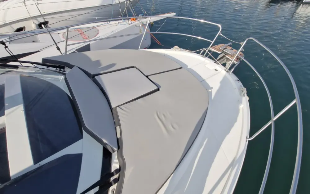 slider 8 Jeanneau Merry Fisher 895
