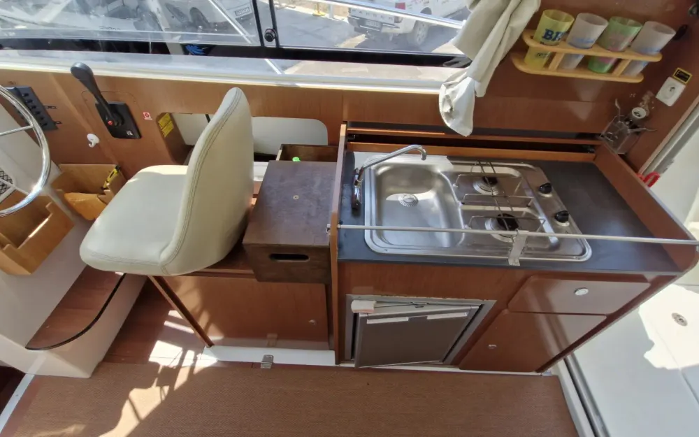 slider 14 Beneteau antares 8s