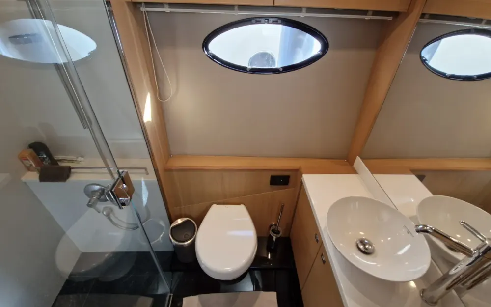 slider 12 Princess  V57