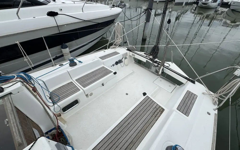 slider 2 Beneteau First 27.7 Qr