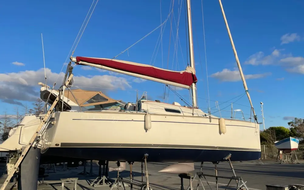 slider 3 Beneteau First 27.7 Qr