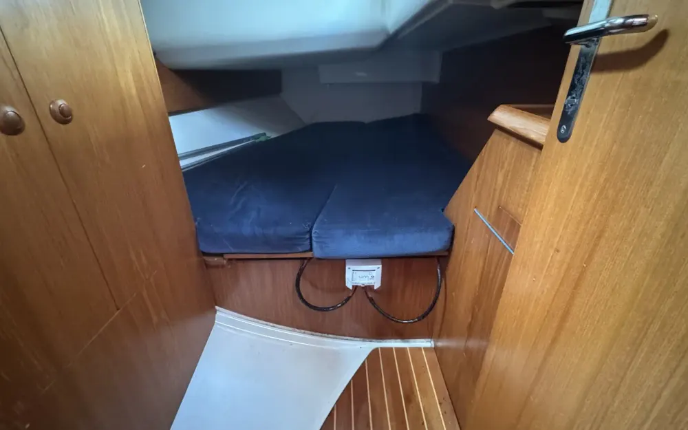 slider 6 Jeanneau Sun Odyssey 40