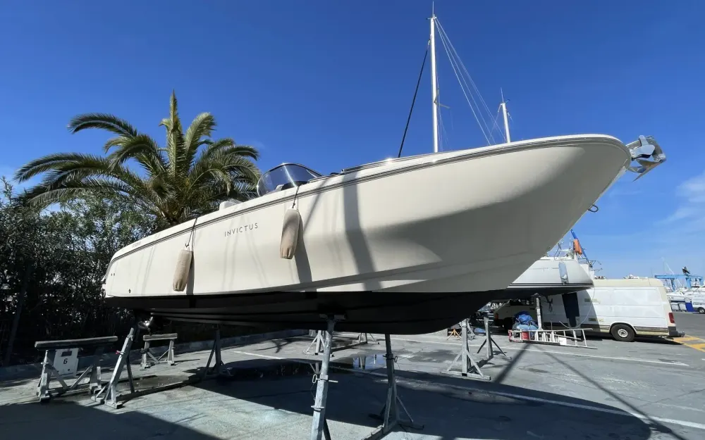 slider 9 Invictus  240 FX