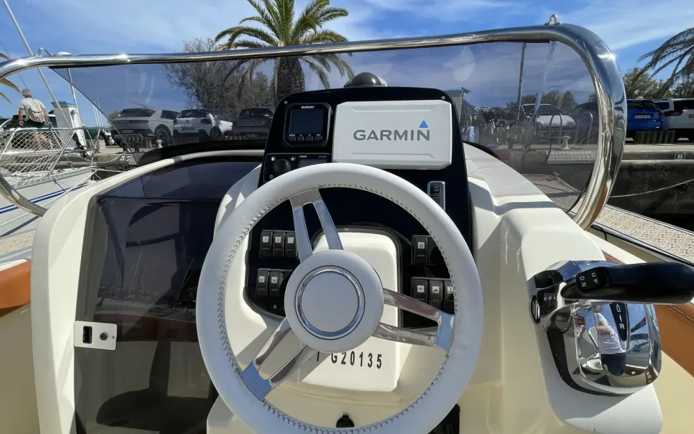 slider 12 Invictus  240 FX