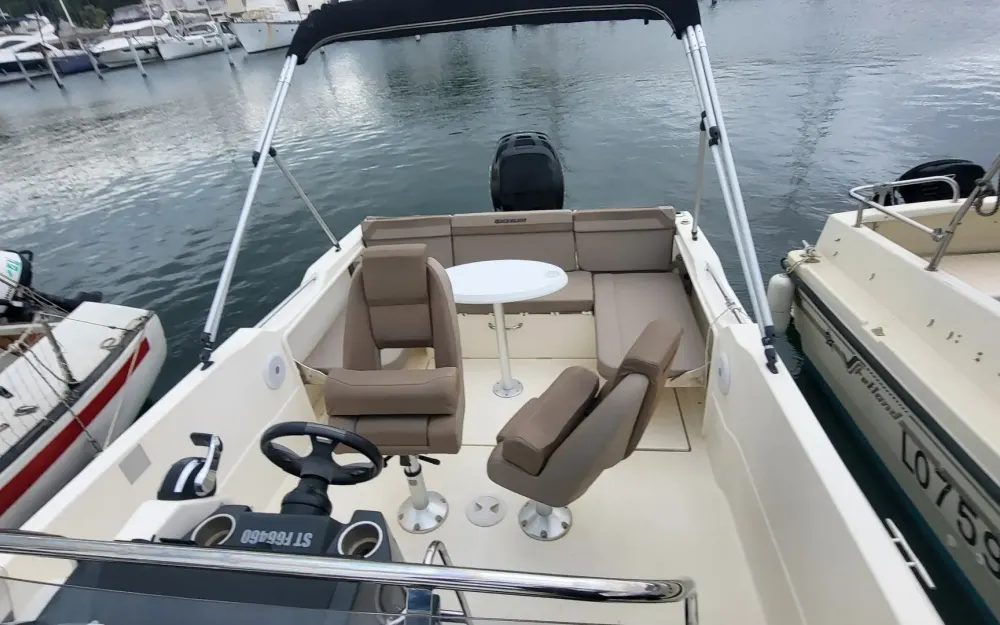 slider 1 Quicksilver Activ 755 Open