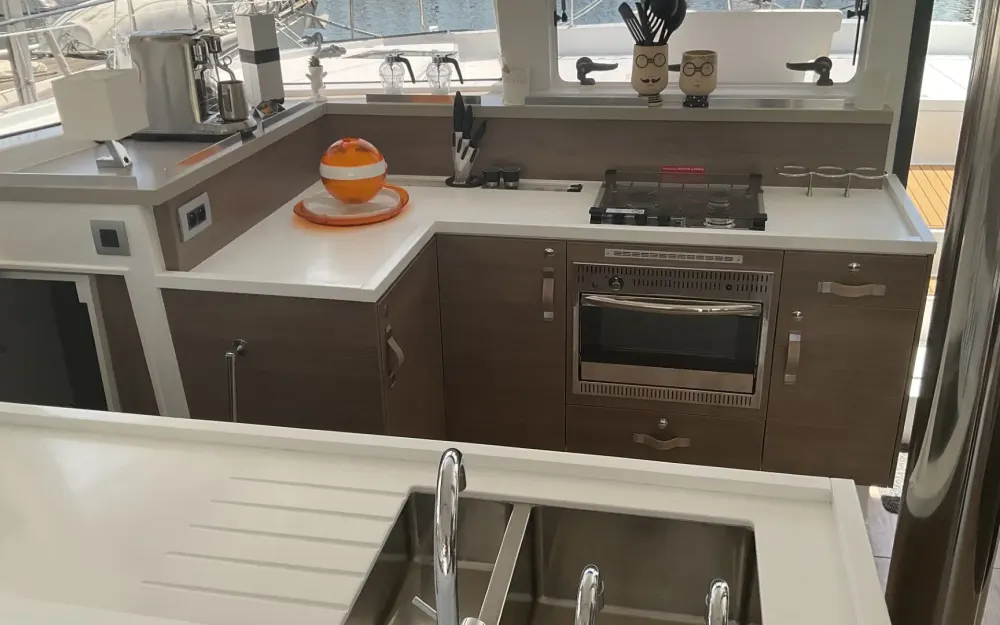 slider 11 Bali Catamarans 42