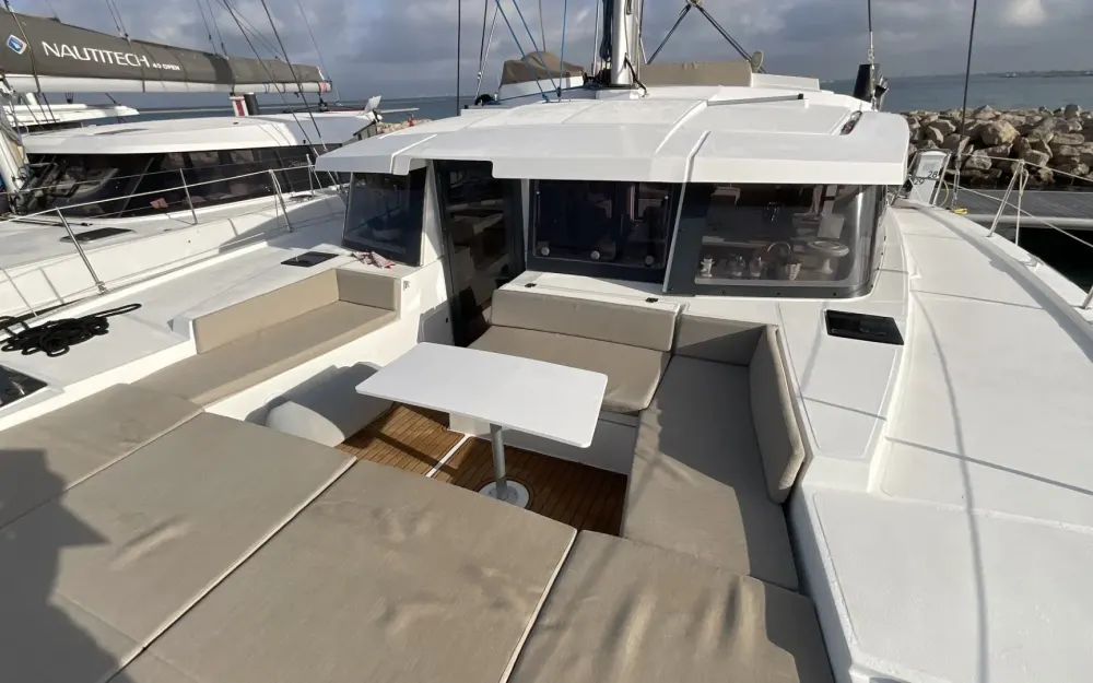 slider 14 Bali Catamarans 42