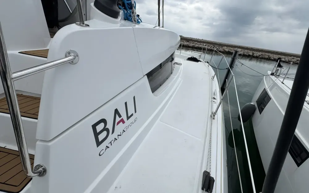 slider 18 Bali Catamarans 42