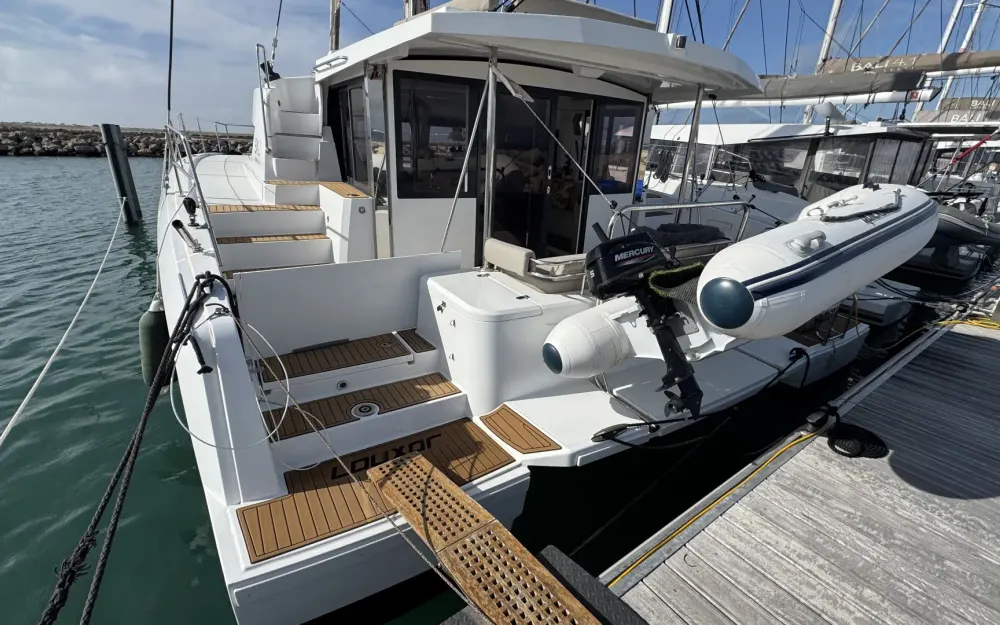 slider 8 Bali Catamarans 42
