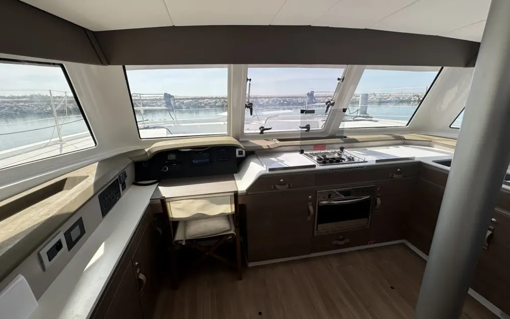 slider 6 Bali Catamarans Bali 4.0