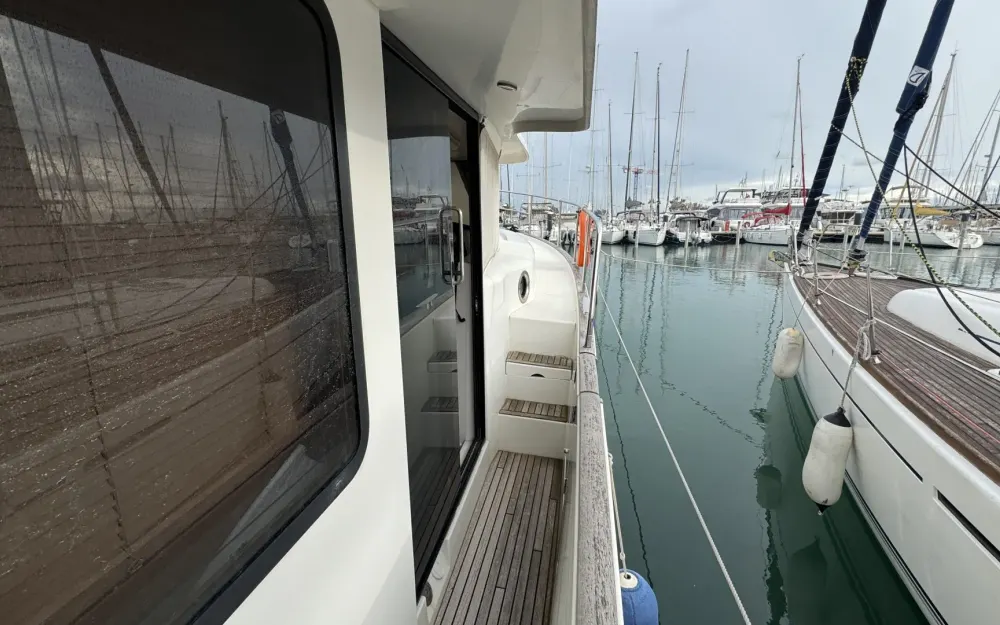 slider 3 Beneteau Swift Trawler 44