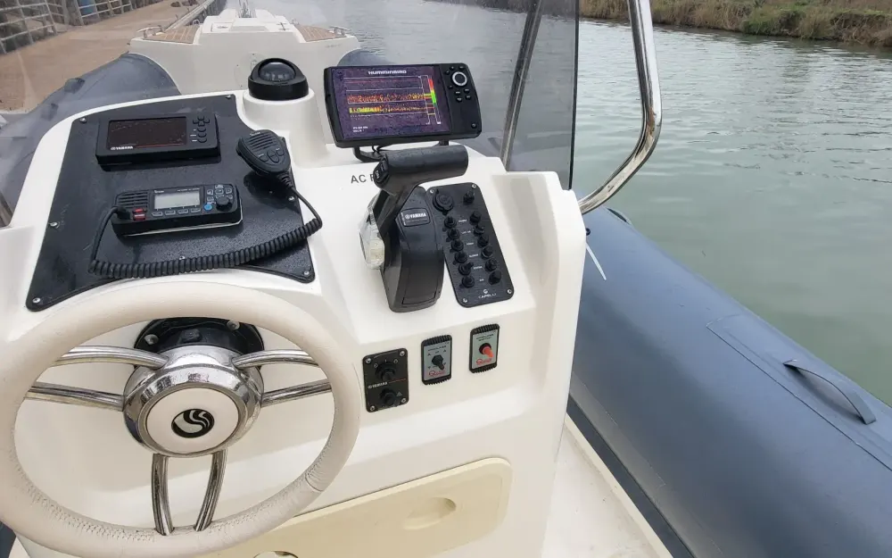 slider 1 Capelli Tempest 700