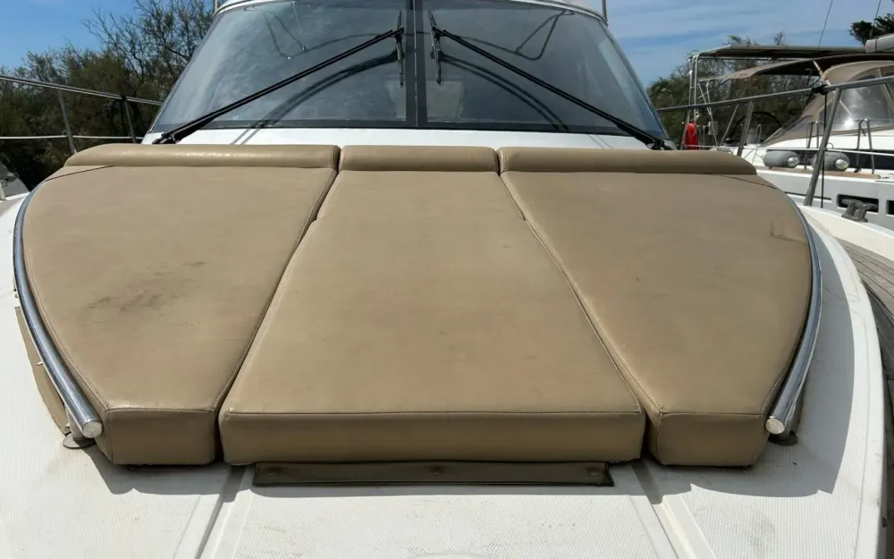 slider 12 Sealine  F 42