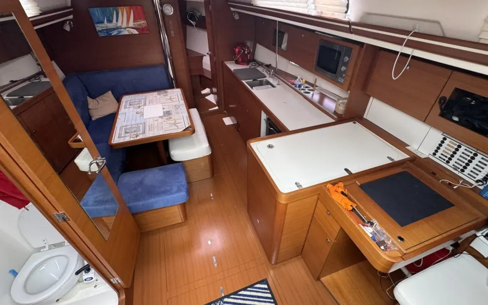 slider 9 Dufour  380Grand Large