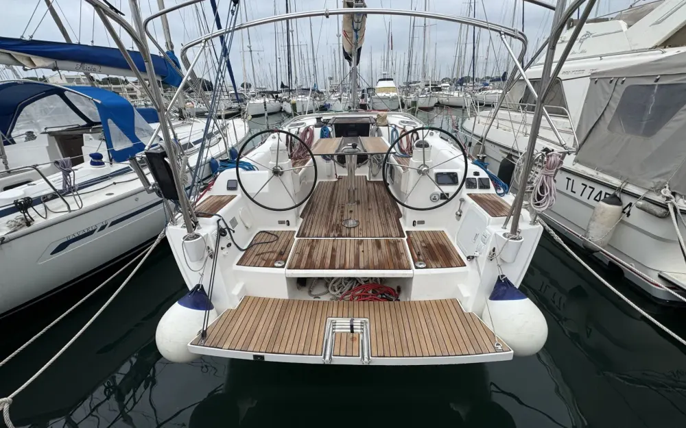 slider 1 Dufour  380Grand Large