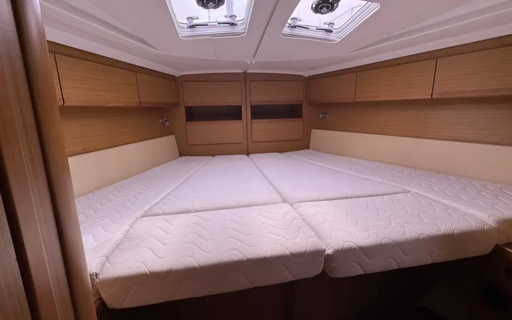 slider 6 Jeanneau Sun Odyssey 49 i
