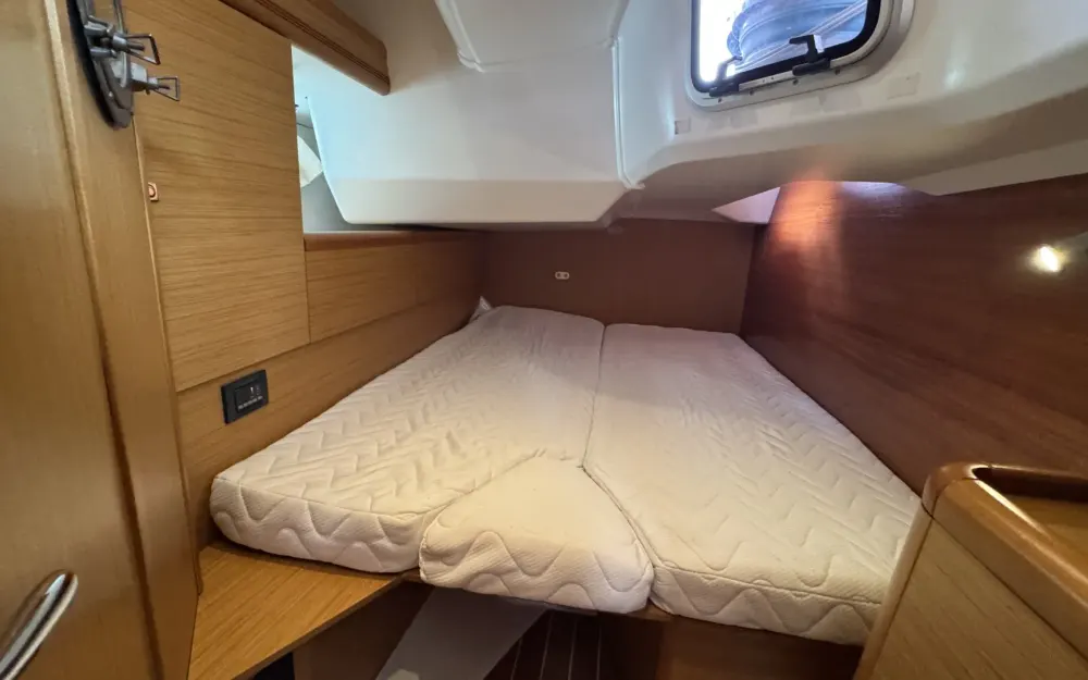 slider 7 Jeanneau Sun Odyssey 49 i