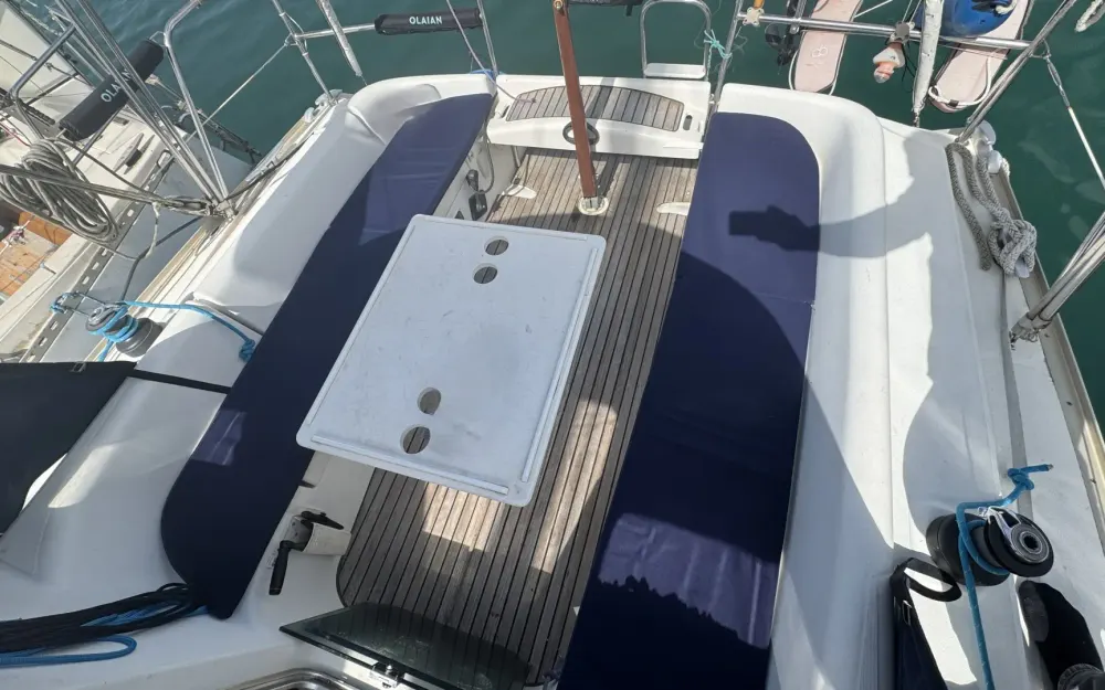 slider 2 Jeanneau Sun Odyssey 32 Legend