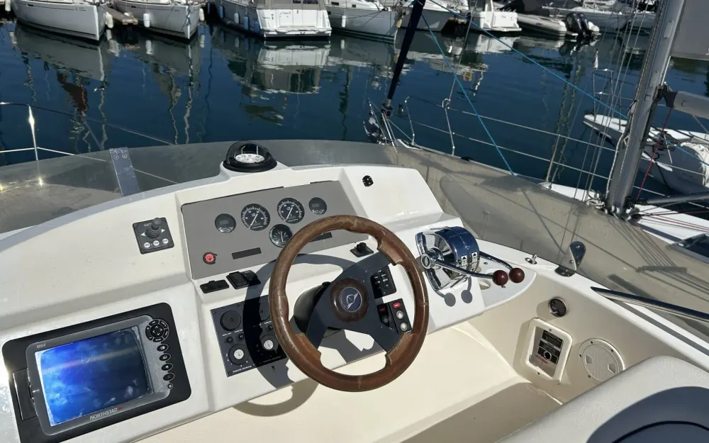 slider 14 Sealine  F 34