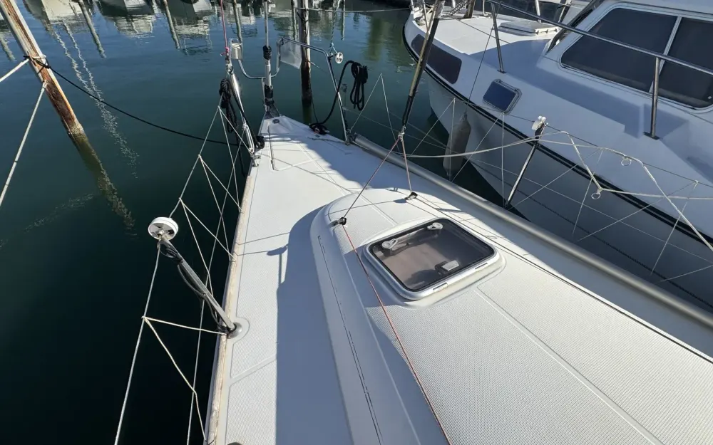slider 8 Beneteau First 31.7