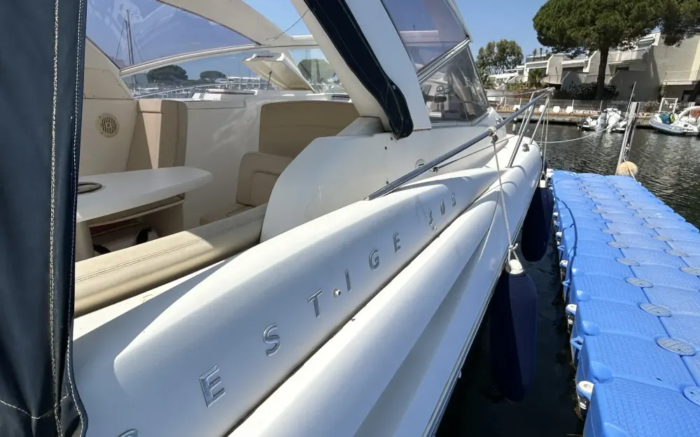 slider 2 Jeanneau Prestige 30 S