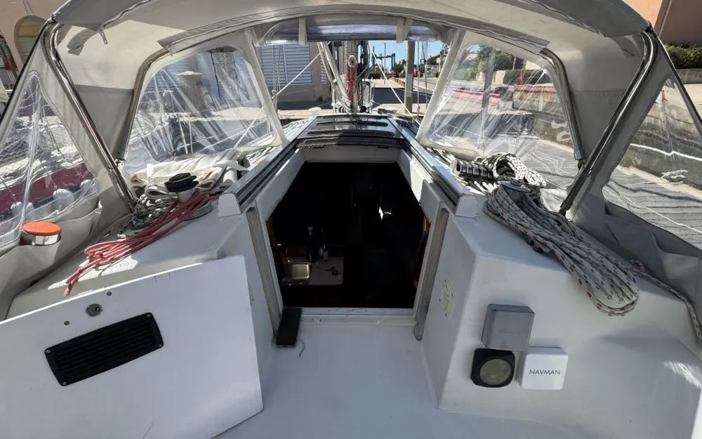 slider 12 Beneteau First 345