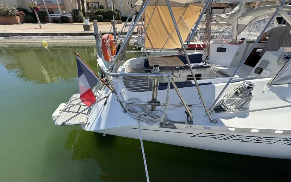 slider 16 Beneteau First 345