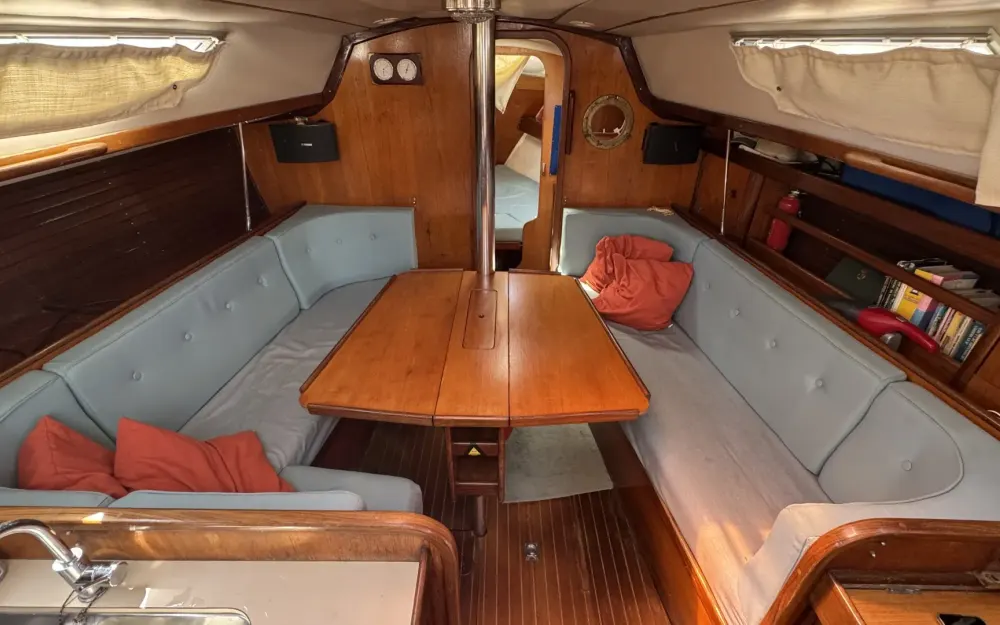 slider 1 Beneteau First 345