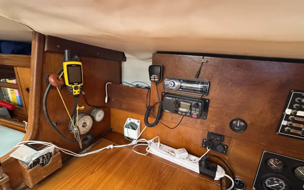 slider 7 Beneteau First 345