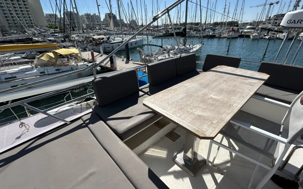 slider 13 Jeanneau Prestige 420 Fly