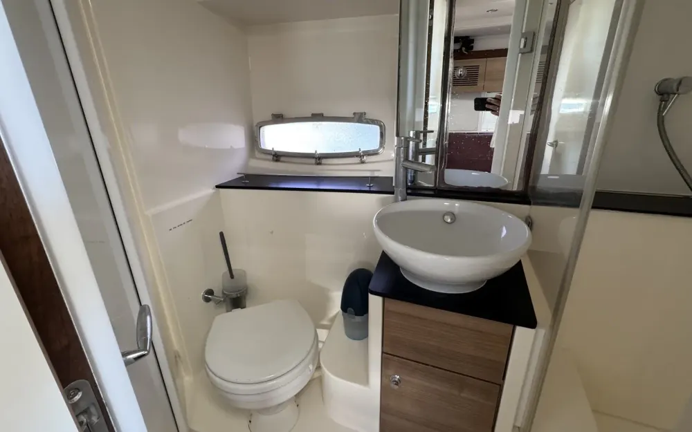 slider 12 Sealine  SC 35