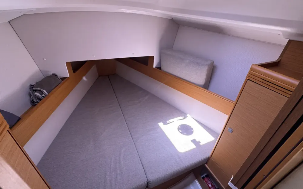 slider 5 Jeanneau Sun Odyssey 33 i