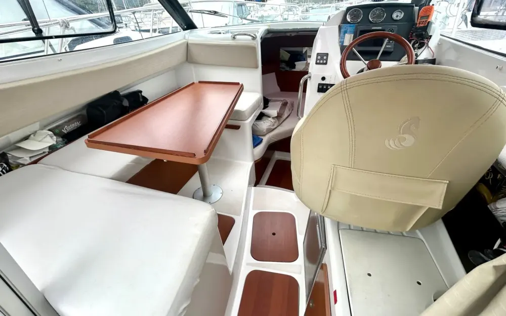 slider 1 Beneteau Antares 7.80