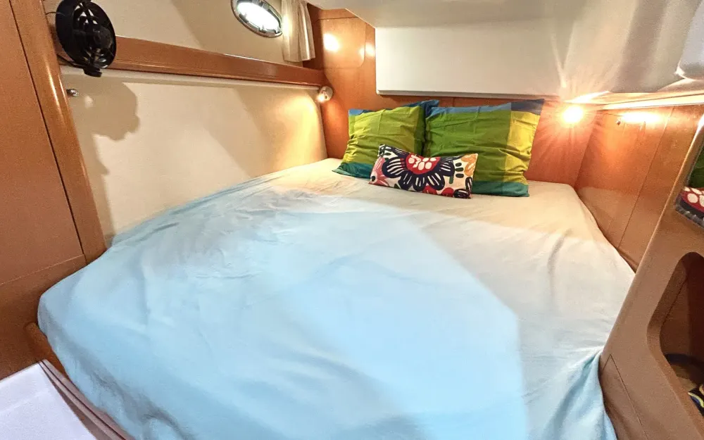 slider 9 Beneteau Flyer 12