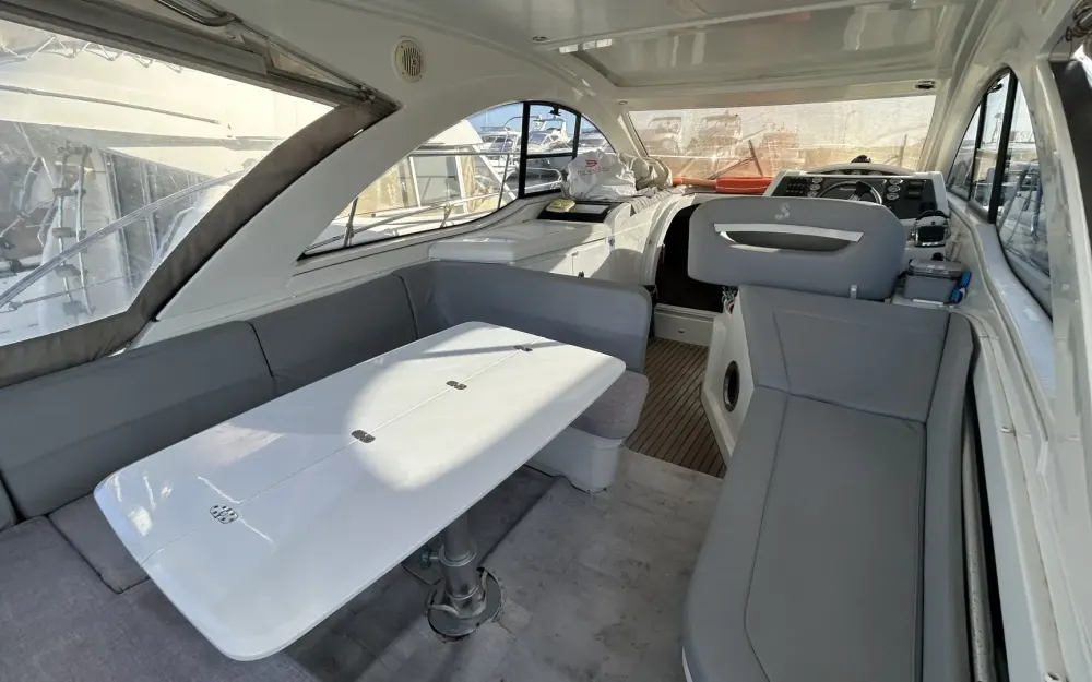 slider 2 Beneteau Gran Turismo 34