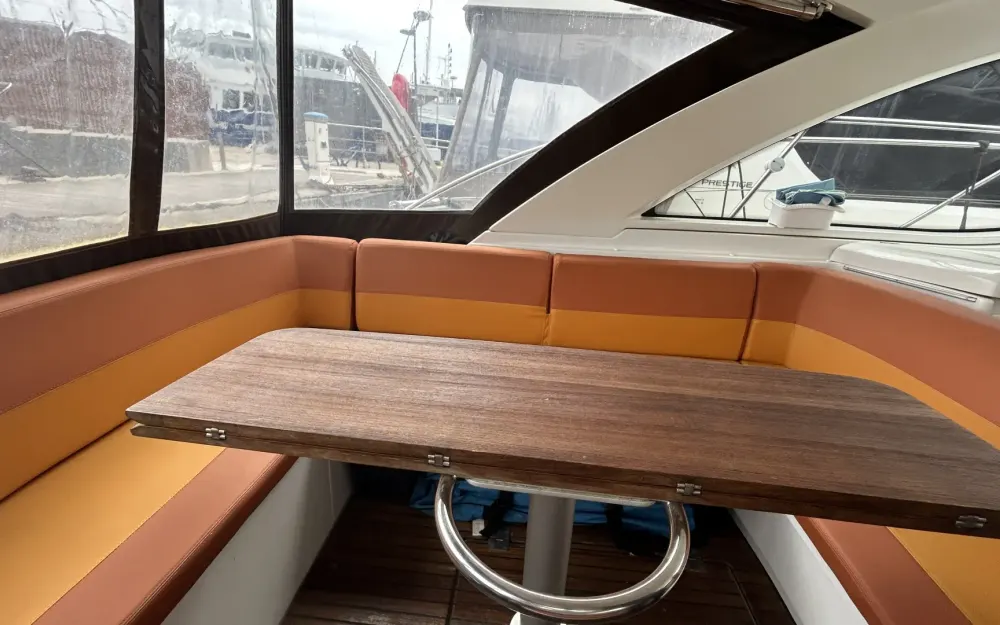 slider 11 Beneteau Gran Turismo 34