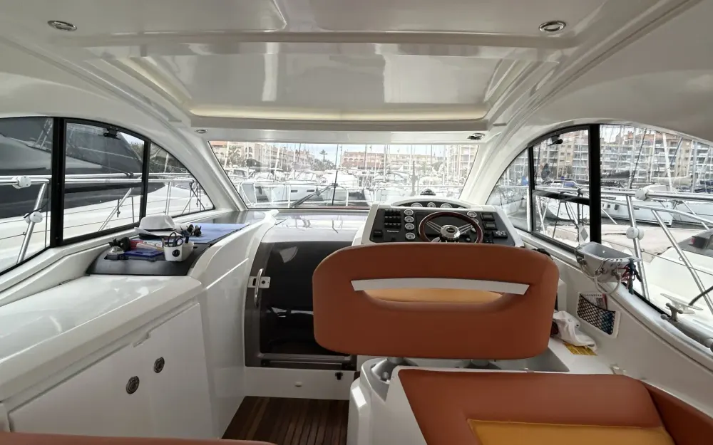 slider 13 Beneteau Gran Turismo 34