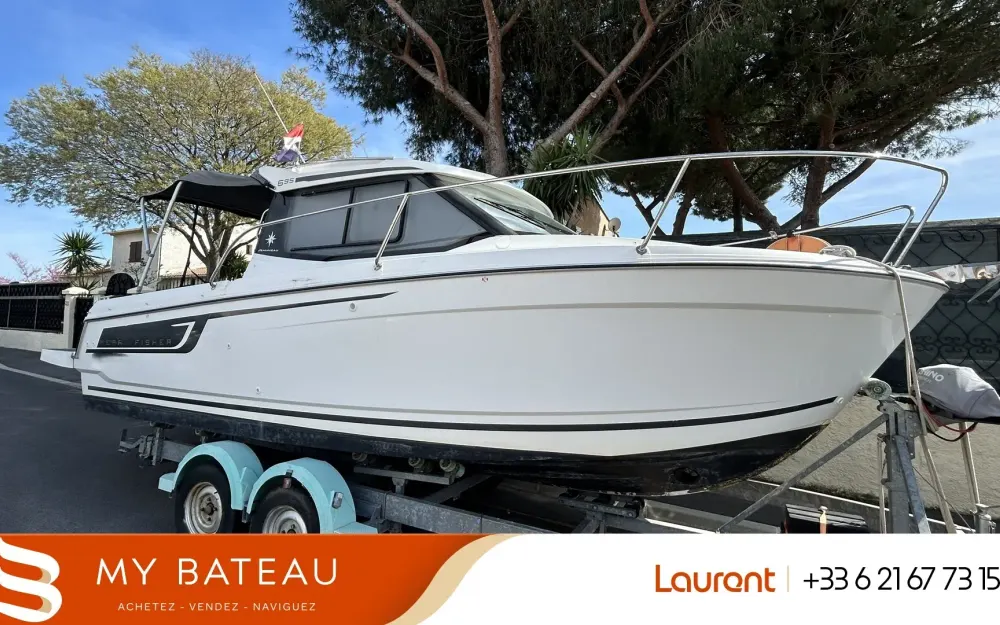 slider 0 Jeanneau Merry Fisher 695