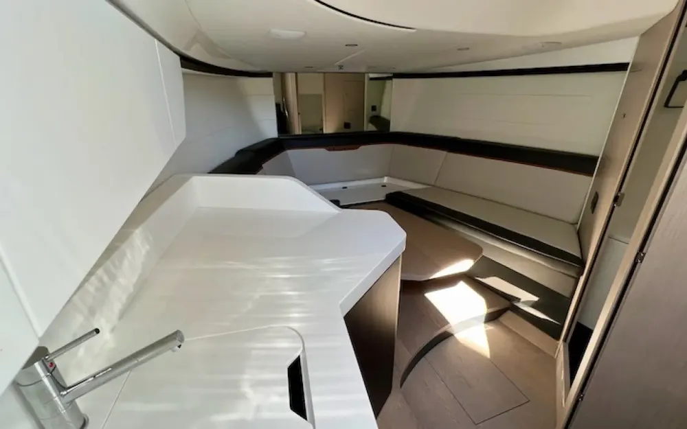 slider 14 Fairline  33