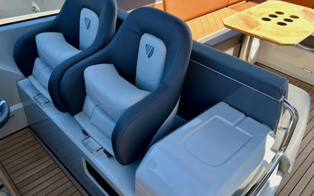 slider 17 Fairline  33