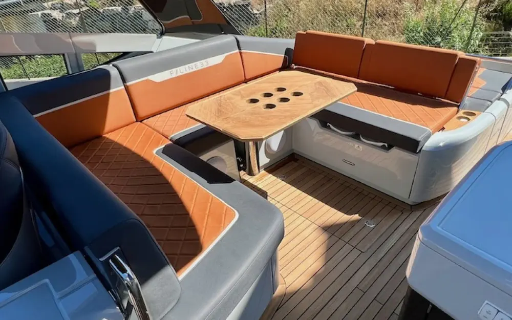 slider 4 Fairline  33