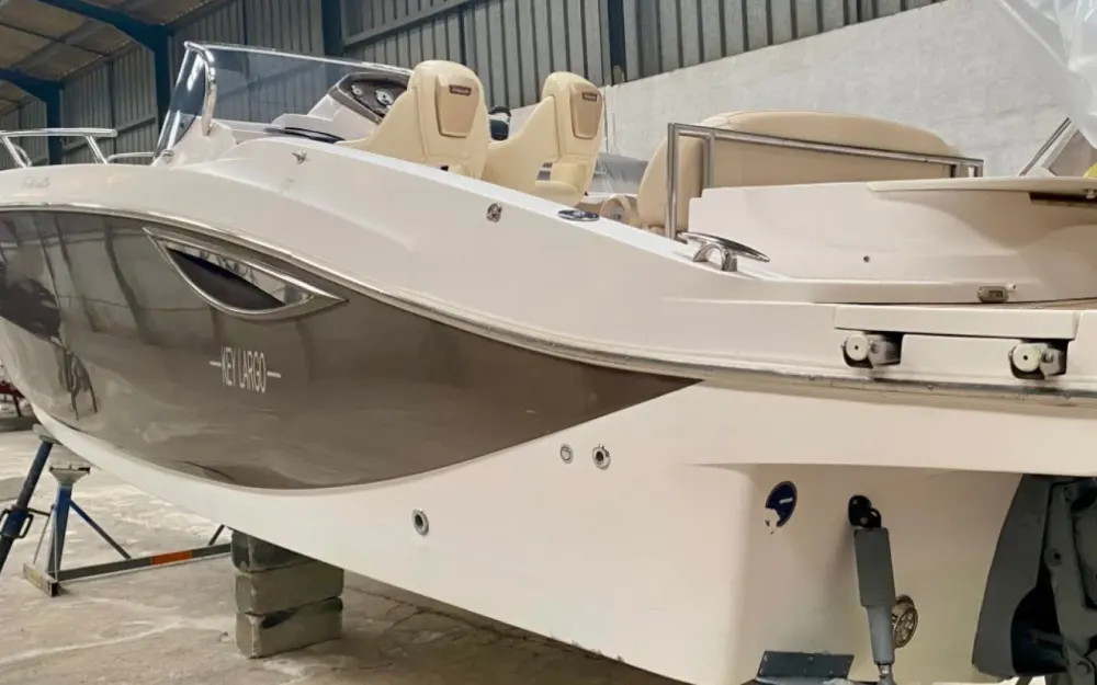 slider 1 Sessa Marine Key Largo 24