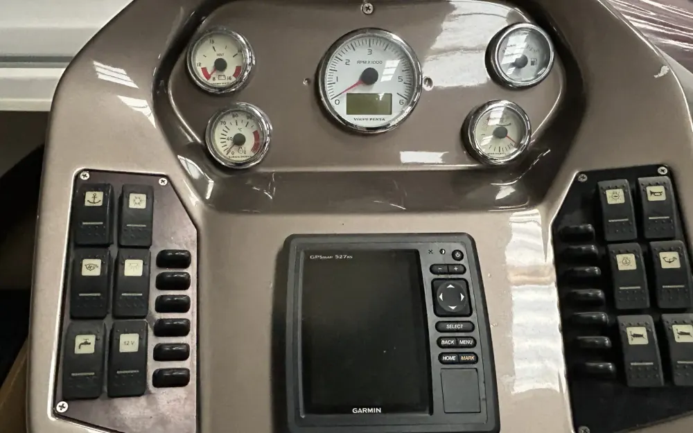 slider 4 Sessa Marine Key Largo 24