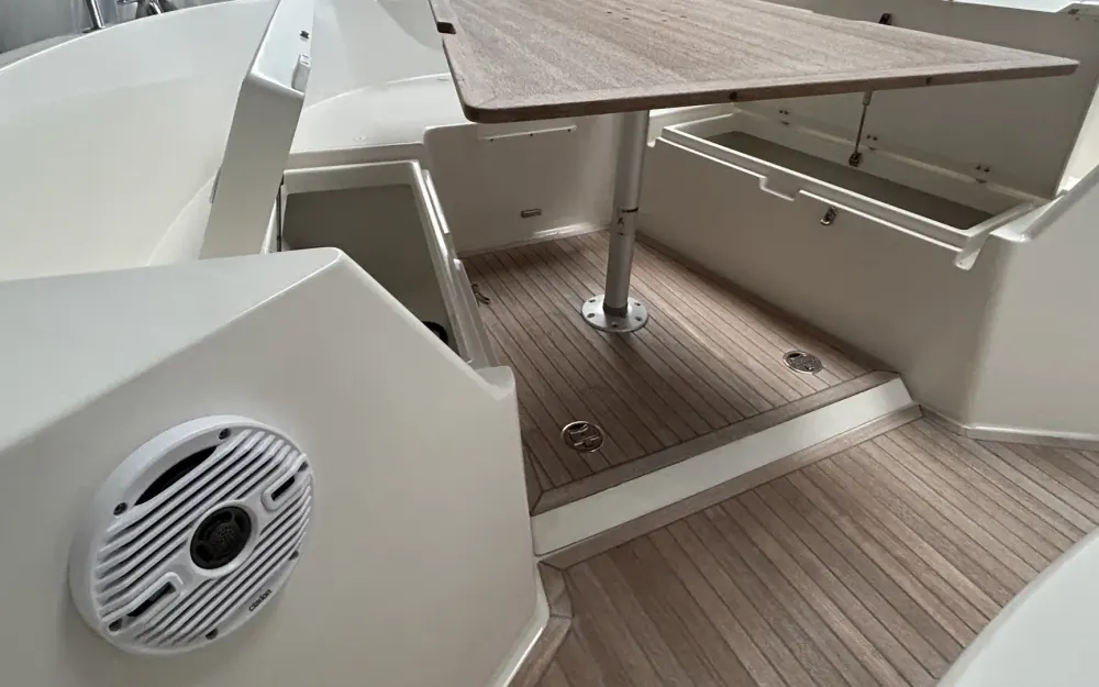 slider 5 White Shark  280 CC Evo