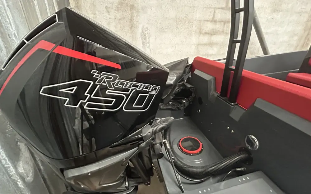 slider 8 Iron Boats  827