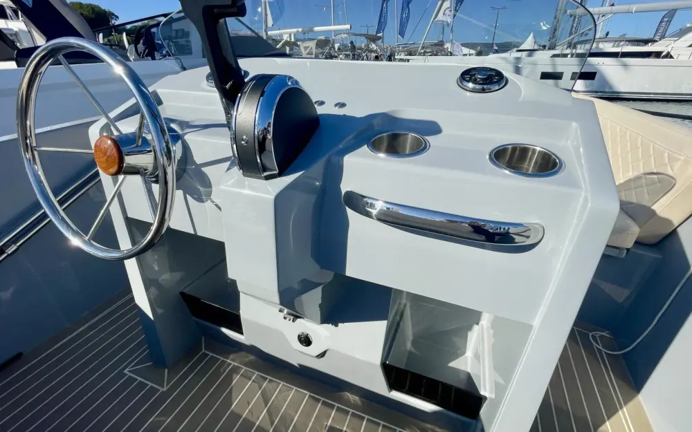 slider 5 Rand Boats Breeze 20