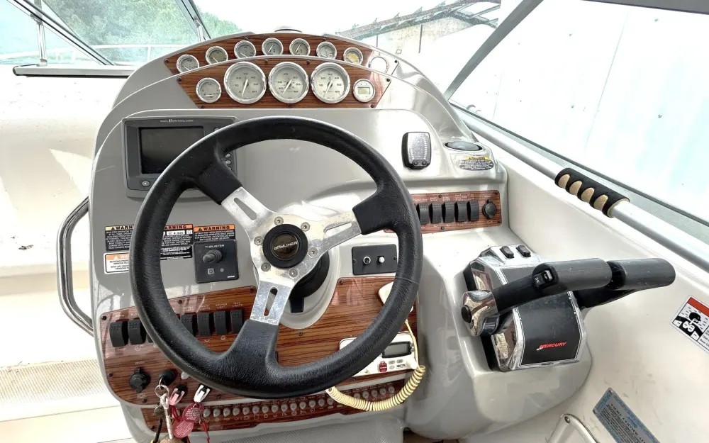 slider 1 Bayliner  300 SB